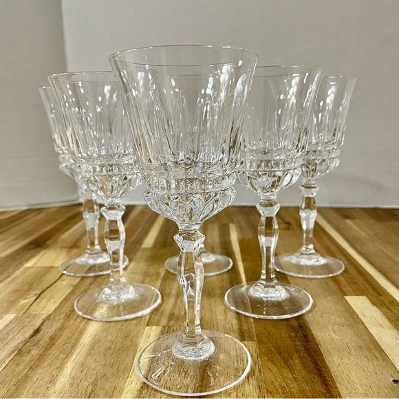 Vintage Cristal D’Arques-Durand Villeneuve Wine Glasses Blown Glass Fine Dining